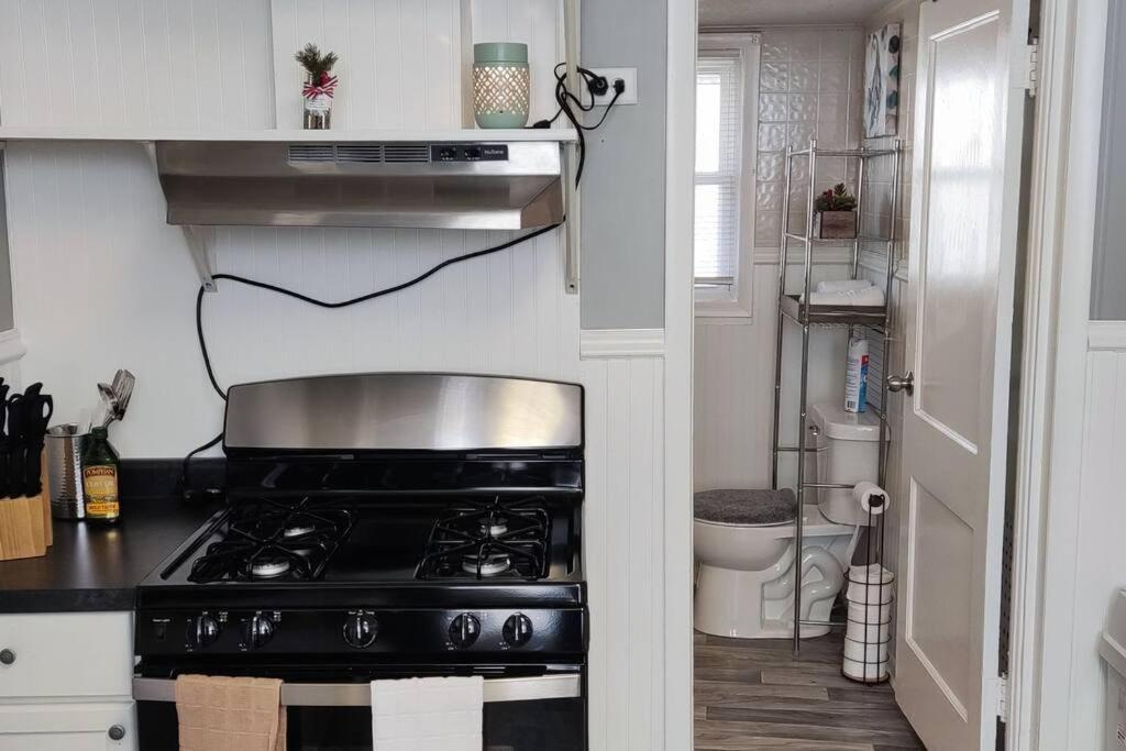 Perfect Combo Of Charm & Comfort- 2Bedroom Home Noblesville Buitenkant foto